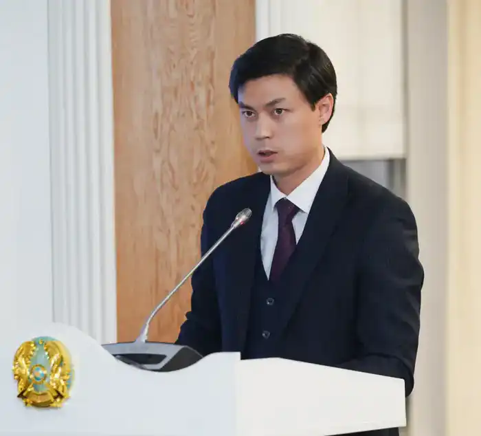 Новая волна: 70 выпускников Туркестанской области вступают в ряды государственной службы без конкурса {city2}