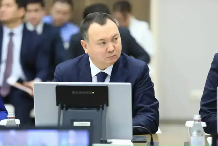 В региона обсудили вопросы модернизации системы образования и внедрения искусственного интеллекта {city2}