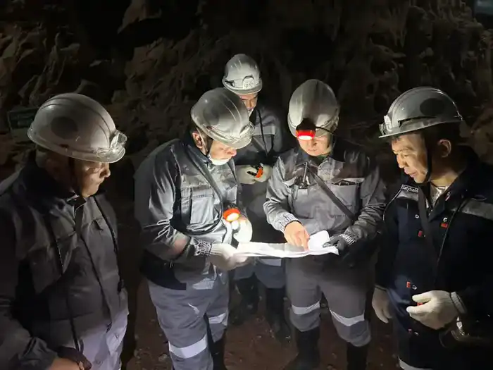 Беспилотники с искусственным интеллектом начали обследование шахт для снижения рисков аварий {city2}