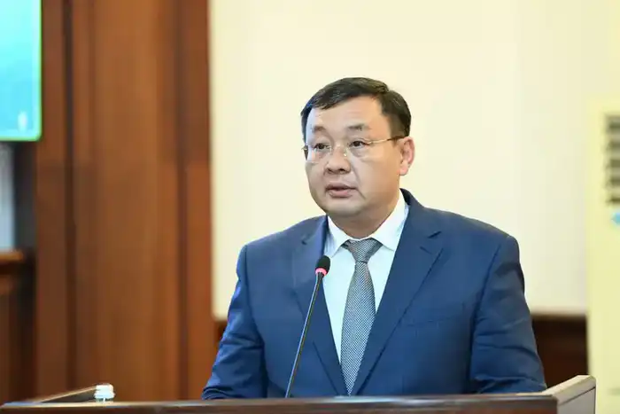 Канат Бозумбаев призвал фермеров Кызылординской области к внедрению водосберегающих технологий из-за рисков нехватки воды в следующем вегетационном периоде {city2}