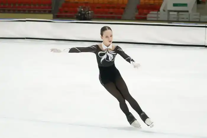 В Астане юниоры соревнуются в фигурном катании {city2}