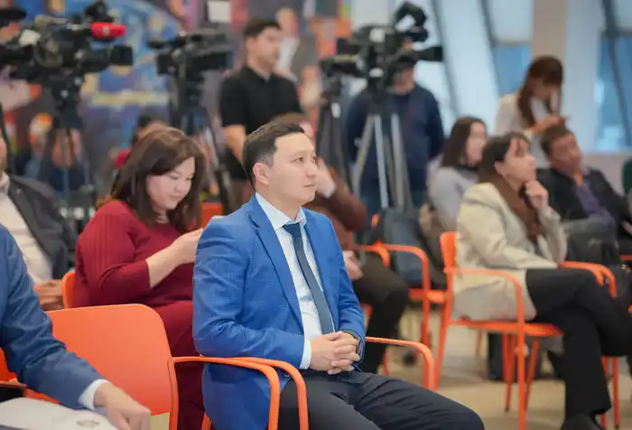 РАСШИРЕННАЯ ПРЕСС-ВСТРЕЧА: ДОСТУПНОСТЬ ОБРАЗОВАНИЯ, РАЗВИТИЕ НАУКИ И ИИ (7)