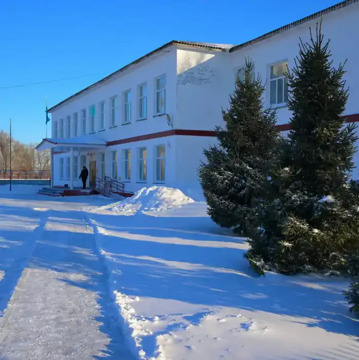 Аким области Асаин Байханов в рамках рабочей поездки посетил Успенский район, где ознакомился с ходом реализации социальных проектов (7)