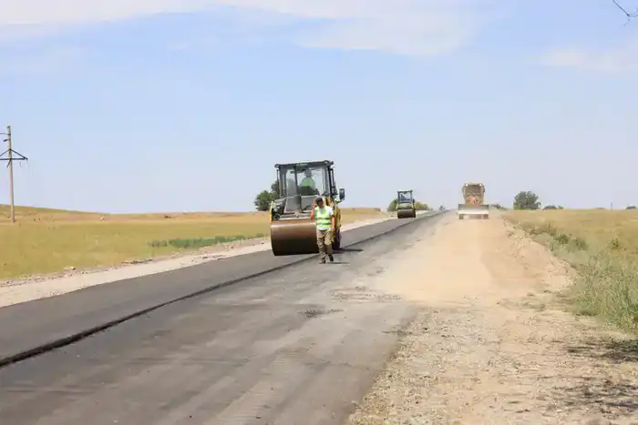 Качество дорог в Аксуском районе под контролем: последствия для транспортной инфраструктуры {city2}