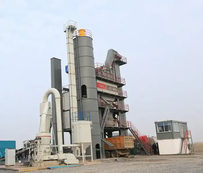 В Жанакорганском районе открылся новый асфальтовый завод с созданием 15 рабочих мест {city2}