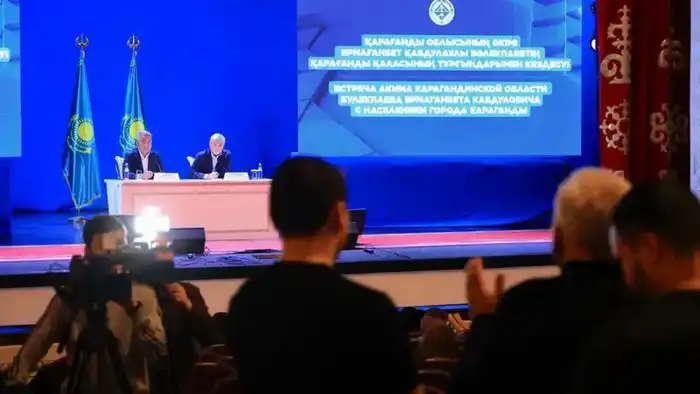 Караганда: новые трубы и горячие сети в действии! {city2}