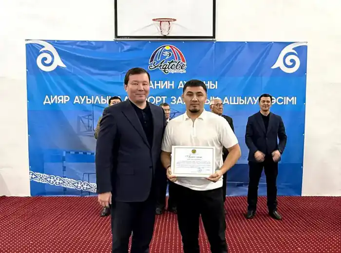 В селе Дияр предприниматели и местные жители построили спортзал (3)