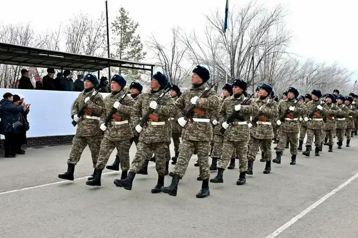 Шестьсот солдат в Конаевском и Усть-Каменогорском гарнизонах привели к Военной присяге (5)