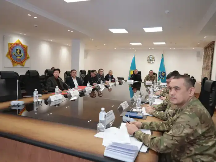 Обсуждены вопросы внедрения цифровых платформ и Геоинформационной системы на заседании Общественного совета МЧС Казахстана {city2}