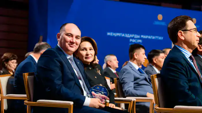 Кадры для автопрома Казахстана: как новые подходы закладывают основу для будущего успеха, а в Астане 5 декабря засияли звезды на премиях 'Алтын Сапа', 'Лучший товар Казахстана' и республиканском конкурсе {city2}