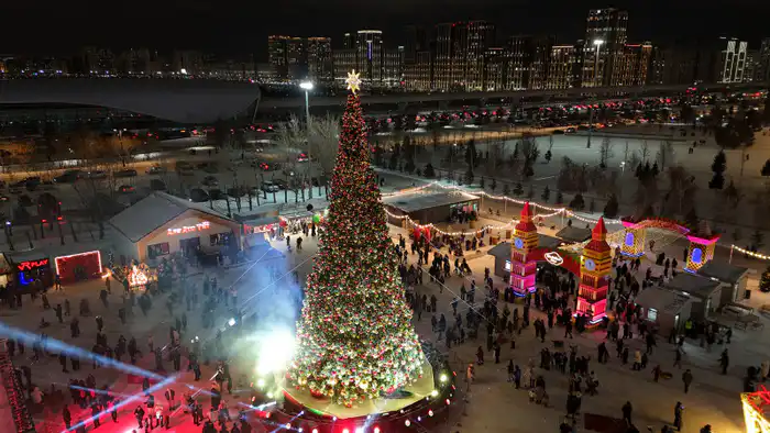 Wonderland Astana: Новый зимний городок, сравнимый с Нью-Йорком, открывается на площади перед 'Астана Арена' {city2}