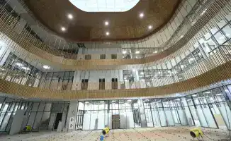 Строительство "Дома дружбы" и физкультурно-оздоровительного комплекса в центре города