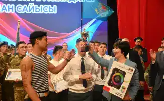 Военный Жайдарман: Творческий Фестиваль в Актауском Гарнизоне