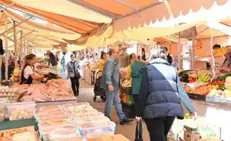 Weekend Markets in Auezov and Bostandyk Districts Transition to Three-Day Operation