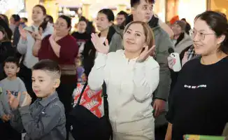 Музыкальное выступление Нацгвардии в столице создало атмосферу праздника для горожан