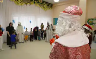 Международный колледж организует новогодний утренник для детей с особыми потребностями в столичном детском саду