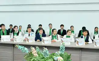 Медали, стипендии и надежды: встреча с одаренными