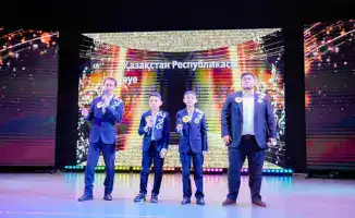 Конкурс патриотической песни в Астане укрепляет семейные связи и национальную идентичность