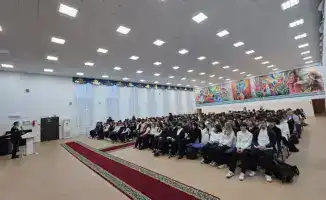 Как школьники Астаны учатся ловить цифровых мошенников?