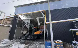 Снос незаконного здания в Алматы: шаг к соблюдению законности и порядка