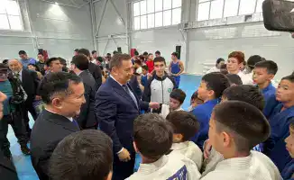 В Коргалжынском районе открыт физкультурно-оздоровительный комплекс, способствующий развитию спортивной инфраструктуры и активного образа жизни среди населения.