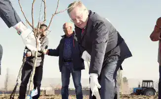 Сад, который растит будущее: Казахстан и Россия вместе!