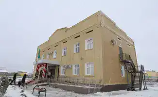 Кендерли: новое здание акимата — шаг к светлому будущему и обновлению служебного автопарка