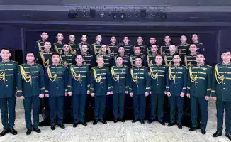 Ефрейтор Александр Нетесов из Национальной гвардии МВД РК исполнил песню "Анашым" на казахском языке, получив широкое признание в социальных сетях.