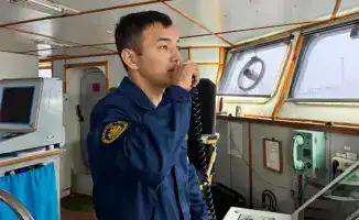 Военные моряки провели учения по защите объектов в Каспийском море