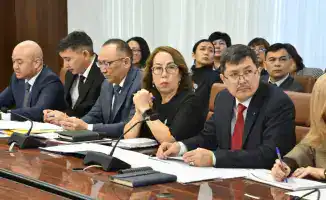 Министр просвещения Казахстана Жулдыз Сулейменова провела совещание с руководителями территориальных департаментов по вопросам качества образования