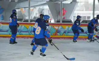 Хоккейный лед: спасатели объединяют Казахстан, Белоруссию и Россию