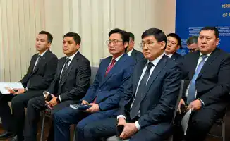 Горожане Семей получили ответы на свои вопросы на личном приеме акима области