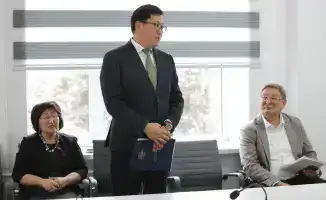 Встреча у открытого окна: Ербол Карашукеев выслушал голоса граждан