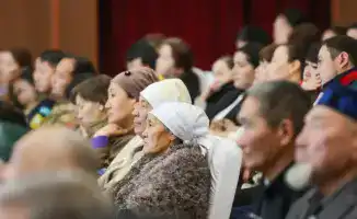 Ербол Карашукеев встретился с жителями Сарысуского района для обсуждения социально-экономических вопросов