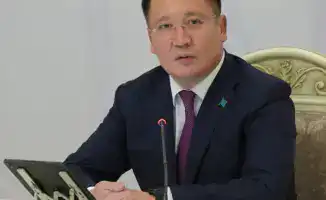 Культурный мост: Асаин Байханов встречается с творческой интеллигенцией для укрепления национального самосознания