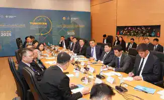 Международный инвестиционный форум в Туркестане собрал более 300 компаний, генеральный консул Казахстана в Сиане подчеркивает важность сухого порта для сотрудничества