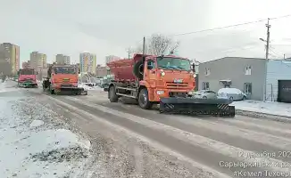 В Астане более 3000 дорожных рабочих борются с последствиями зимних снегопадов