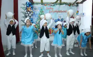 Аким Мангистауской области подчеркнул международные обязательства по заботе о детях на празднике в детском доме