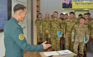 Создание учебного класса имени Бауыржана Момышулы как шаг к воспитанию нового поколения офицеров с акцентом на наследие героизма