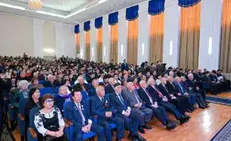 Аким области Берик Уали встретился с жителями Семей для обсуждения новых проектов и инвестиций