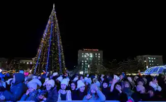 Семейская ёлка зажгла огни праздника