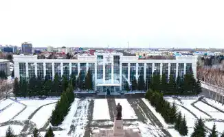 Восточно-Казахстанский маслихат обсуждает успехи в здравоохранении и борьбу с коррупцией