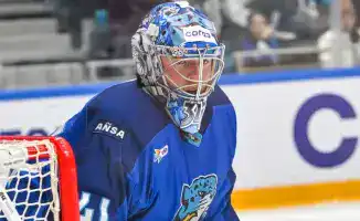 Ледяная дуэль: Московское 'Динамо' и 'Барыс' сойдутся в битве за хоккейное supremacy в КХЛ