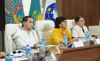 Обсуждение межконфессионального взаимодействия и духовных ценностей в контексте национальной идентичности в Астане