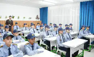 Открытие полицейского класса "Жас сақшы" в Карагандинской области: шаг к формированию правосознания у молодежи