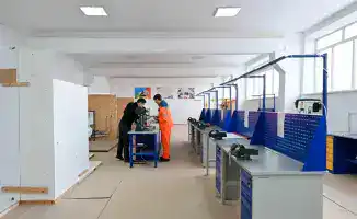 Аким области посетил колледж геодезии и картографии