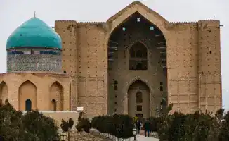 Туркестан: 100 миллионов тенге за семиминутный видеоролик — комментарий акима Кушерова