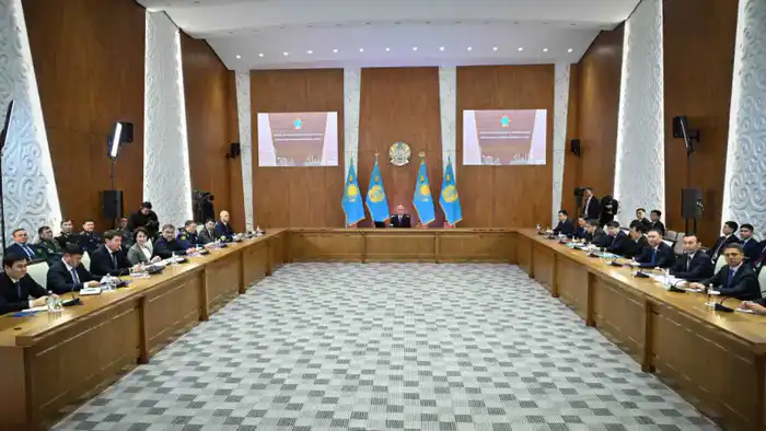 Токаев: Казахстан вступает в судьбоносный этап реформ для улучшения жизни граждан {city2}