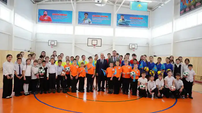 В Аксае открыта новая 'Школа будущего': современное образование для нового поколения в Западно-Казахстанской области {city2}