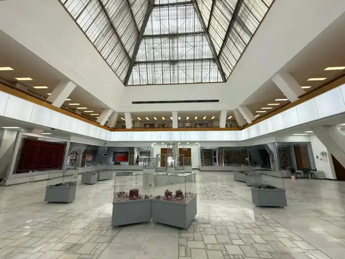 Кастеев: искусство, обновленное для нового века! {city2}